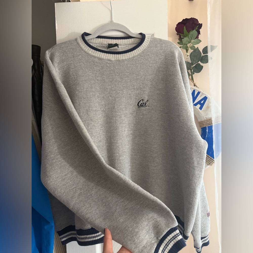 cal Berkeley Gray Crewneck Sweater vintage
